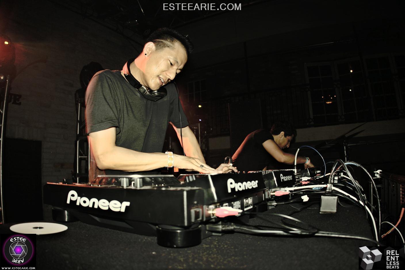 oh-yeah-showtek-harvard-bass-017