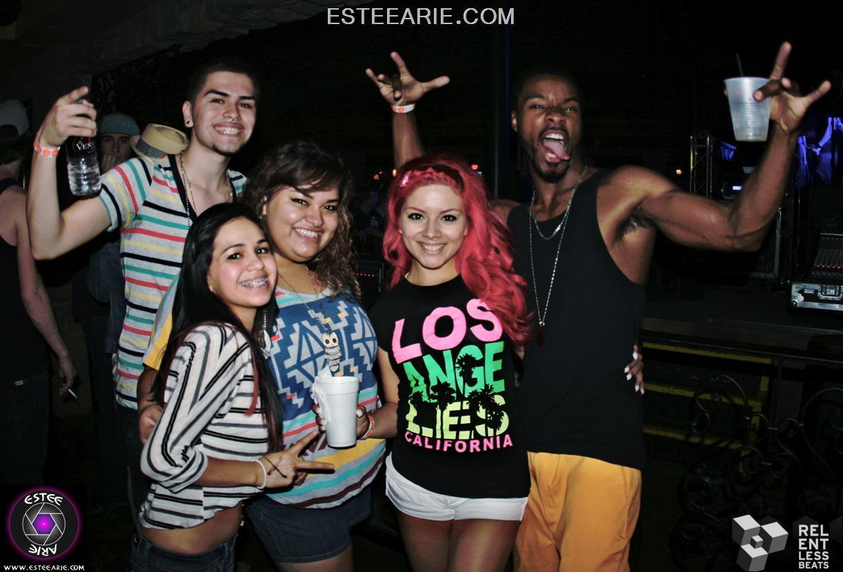 oh-yeah-showtek-harvard-bass-033