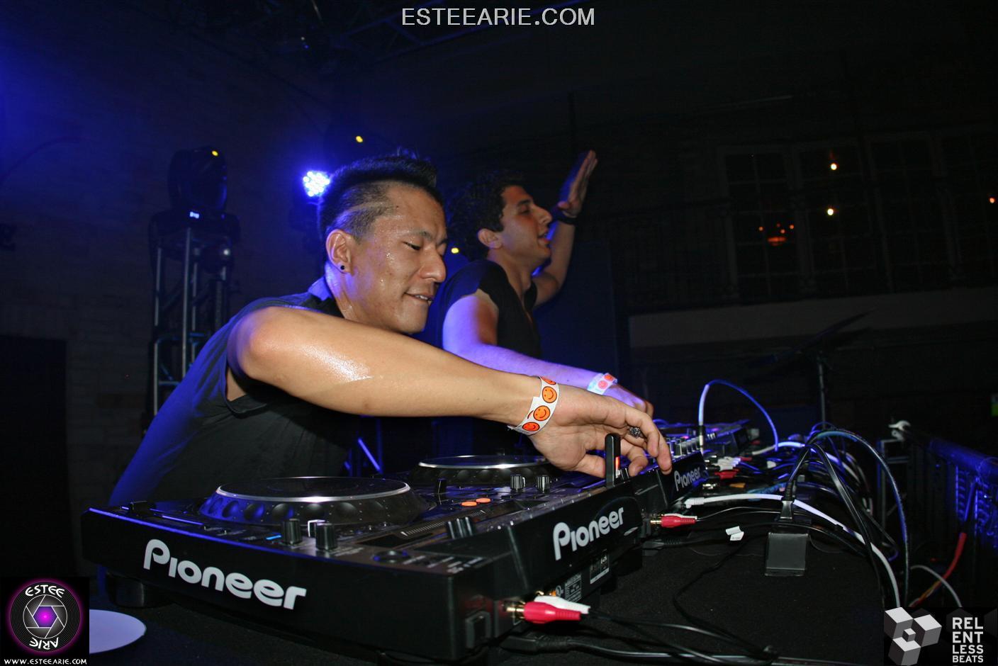 oh-yeah-showtek-harvard-bass-034