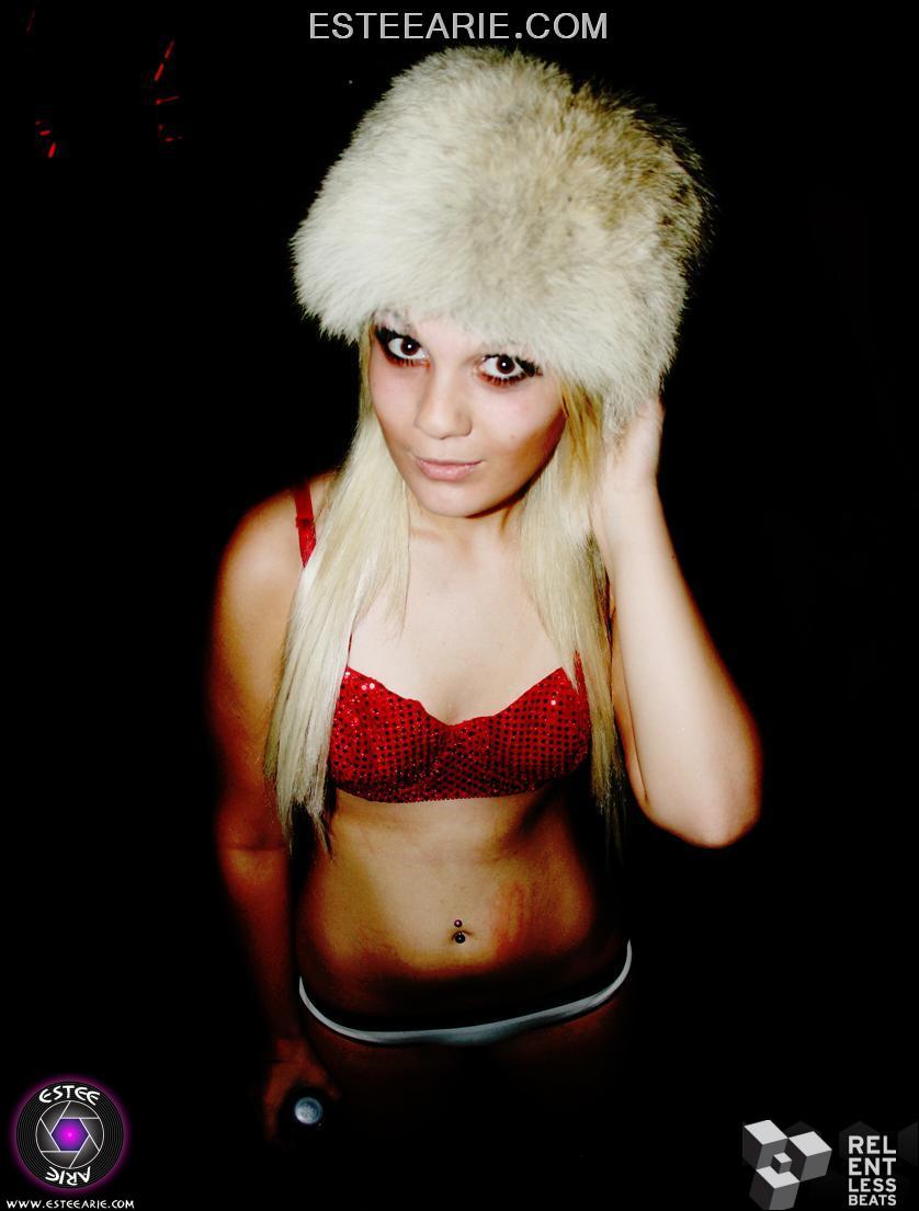 oh-yeah-showtek-harvard-bass-042