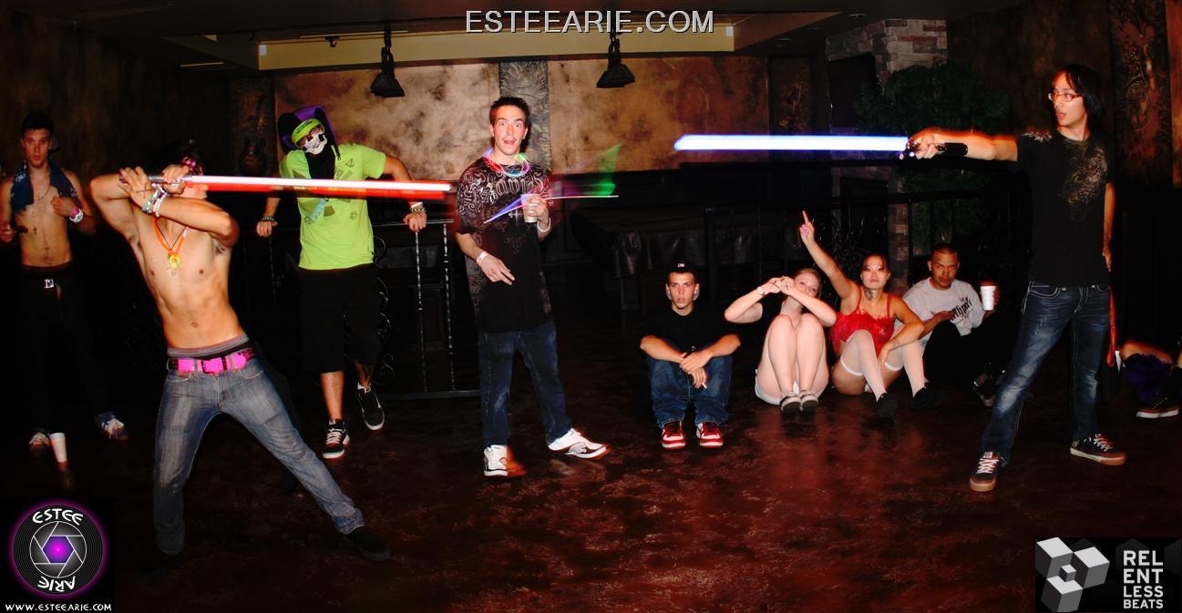 oh-yeah-showtek-harvard-bass-045