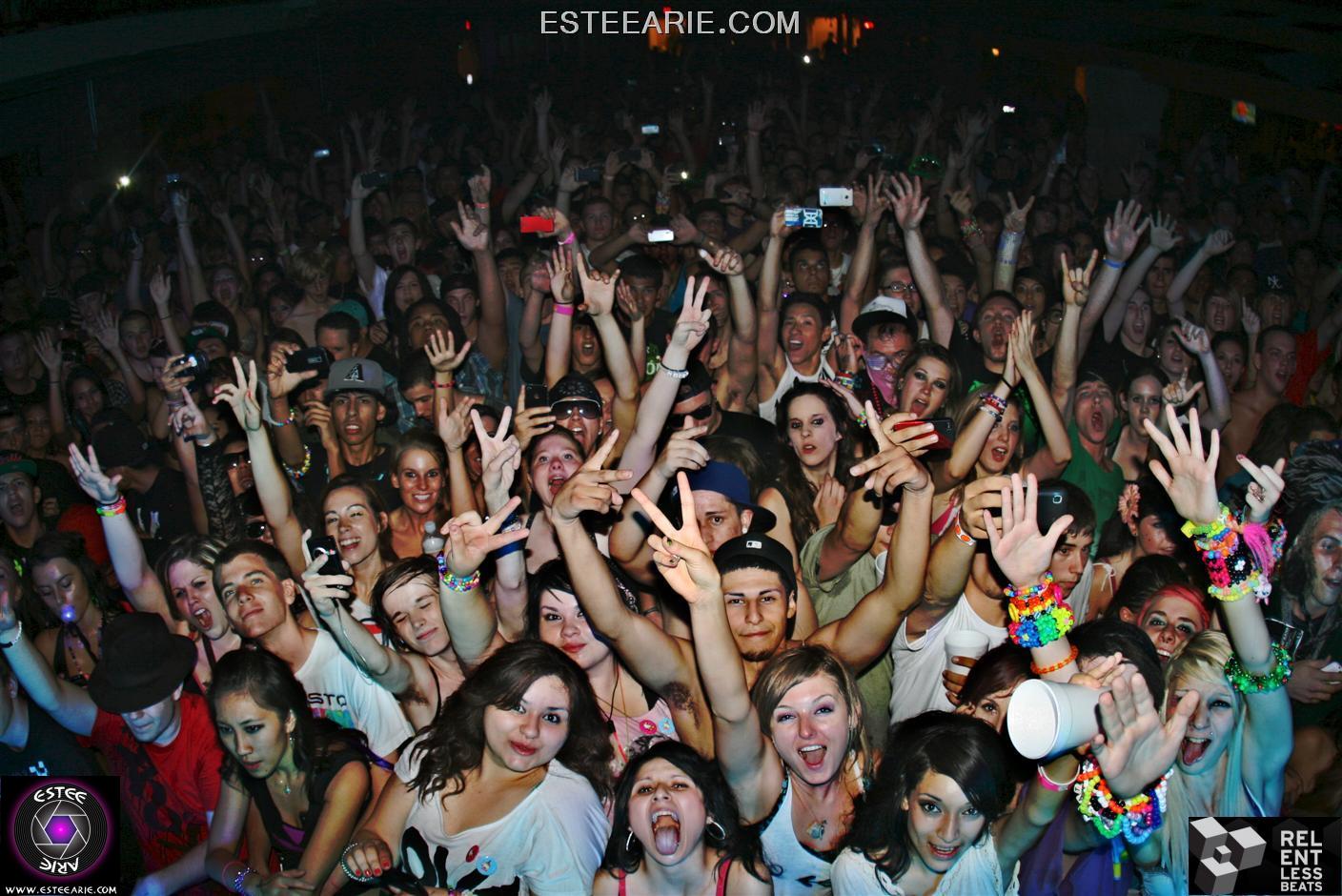 oh-yeah-showtek-harvard-bass-062