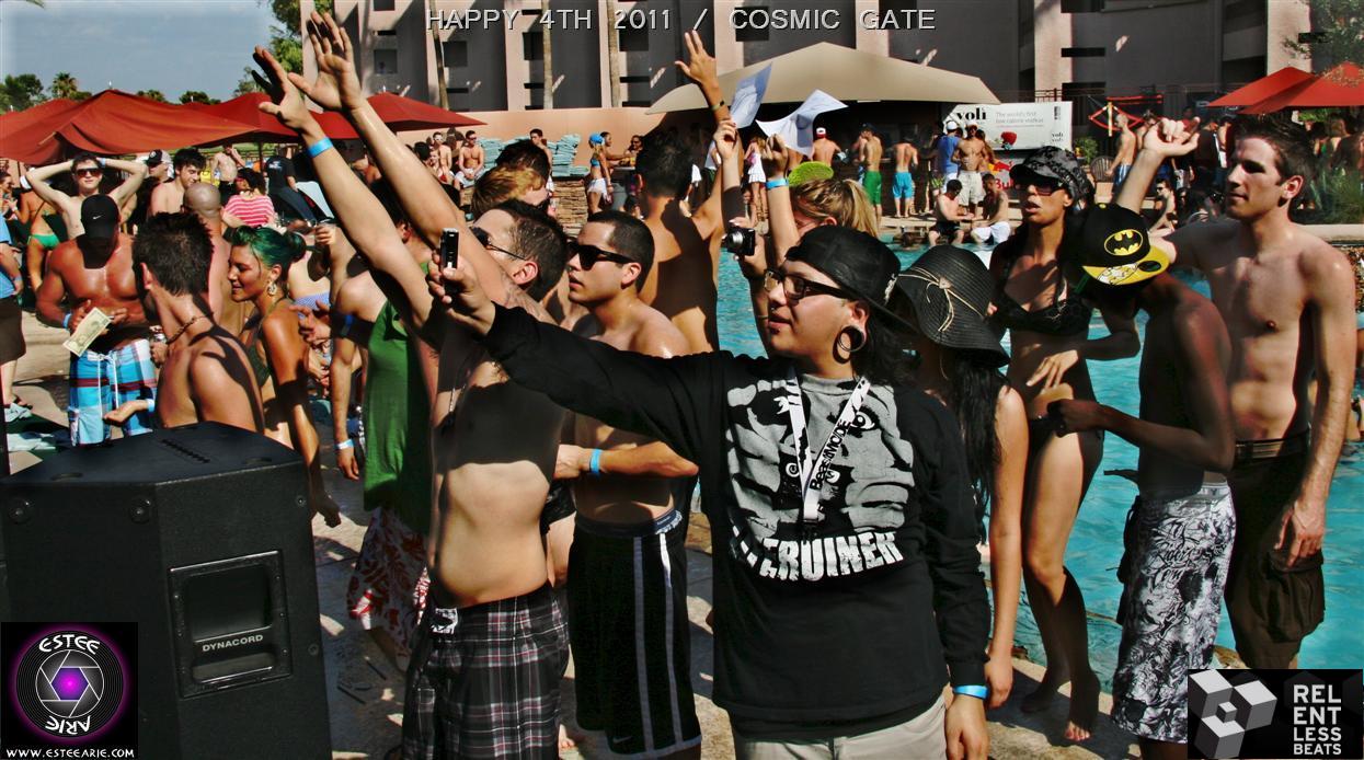 relentless-beach-cosmic-gate-055