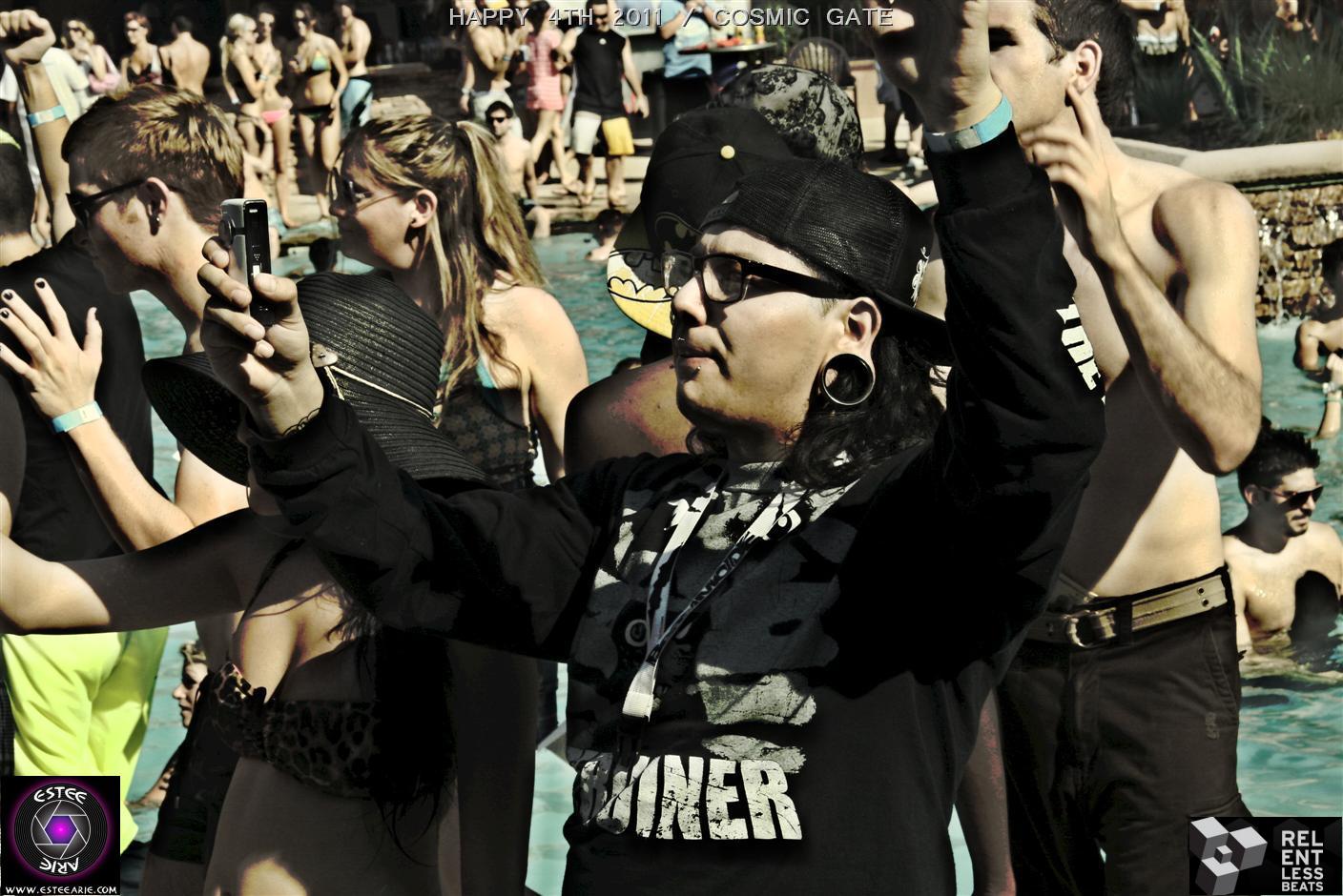 relentless-beach-cosmic-gate-056