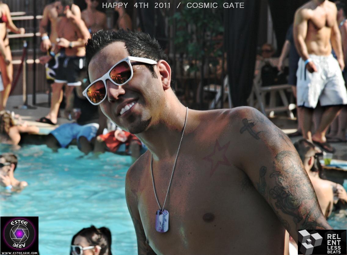 relentless-beach-cosmic-gate-058