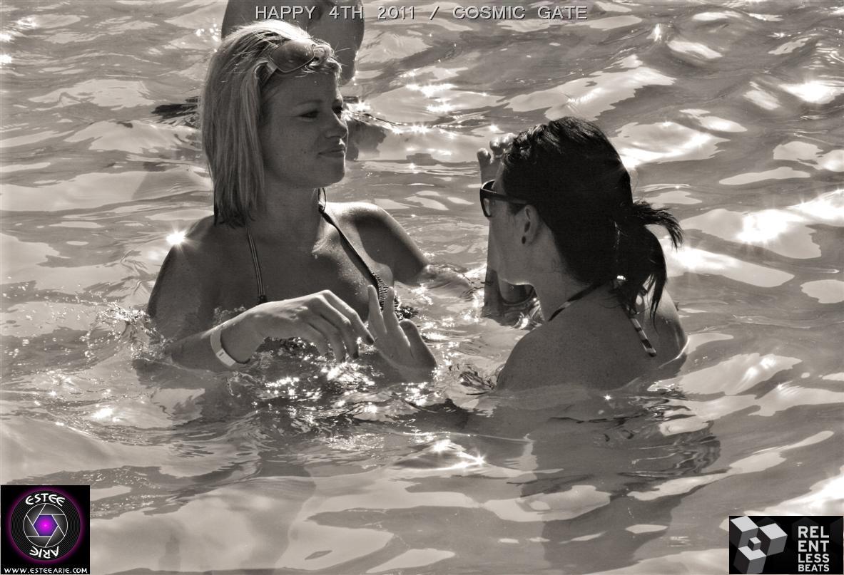 relentless-beach-cosmic-gate-061