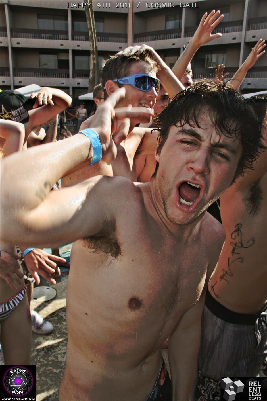 relentless-beach-cosmic-gate-064