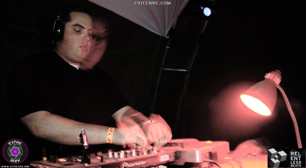 relentless-beach-dj-contest-005