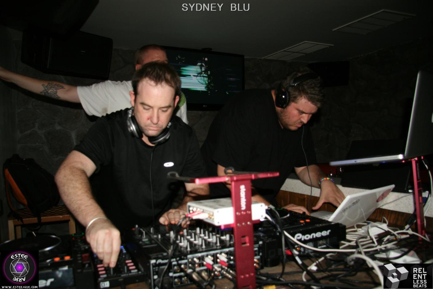 sydney-blu-012