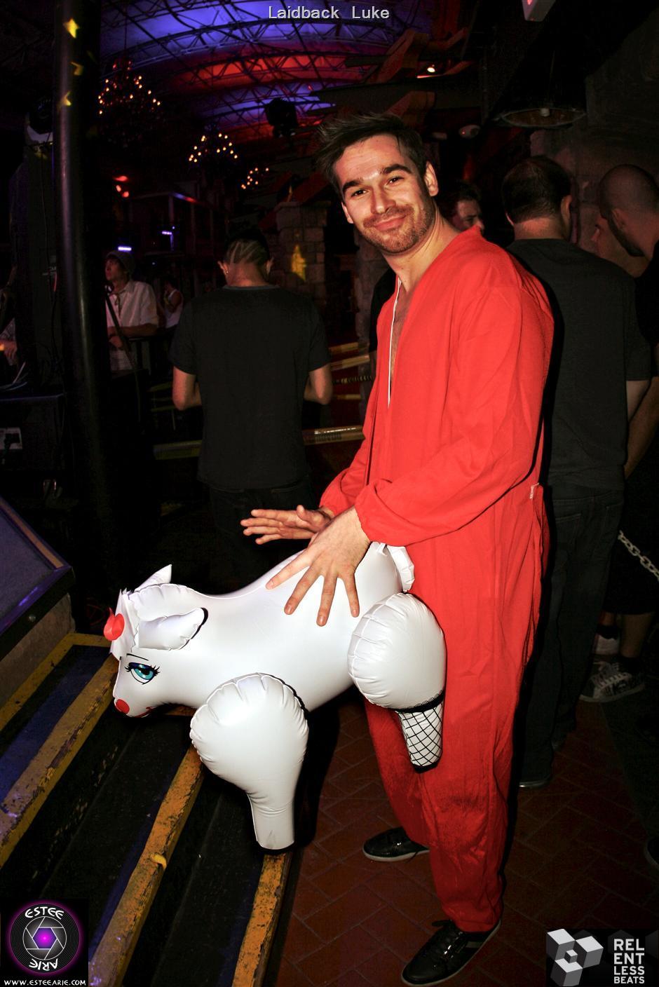 thriller-2-ft-laidback-luke-004