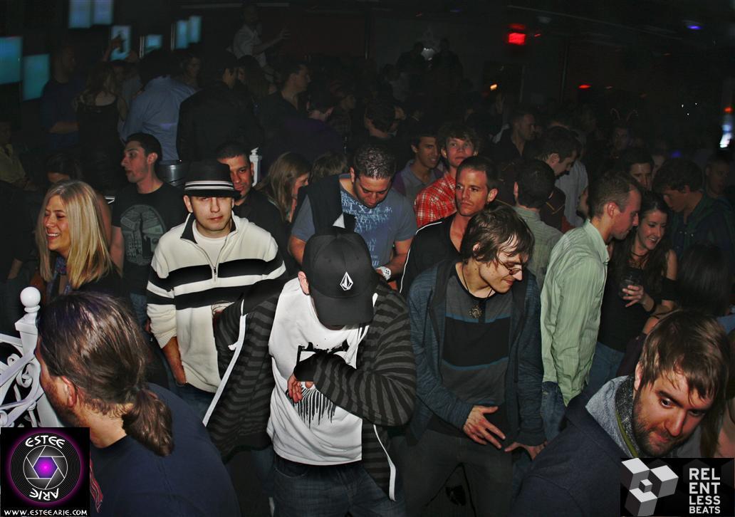 satoshi-tomie-dollhouse-067